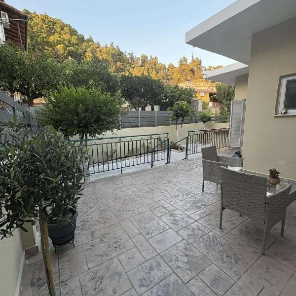 Olivia 42, hotel v destinaci Nafpaktos