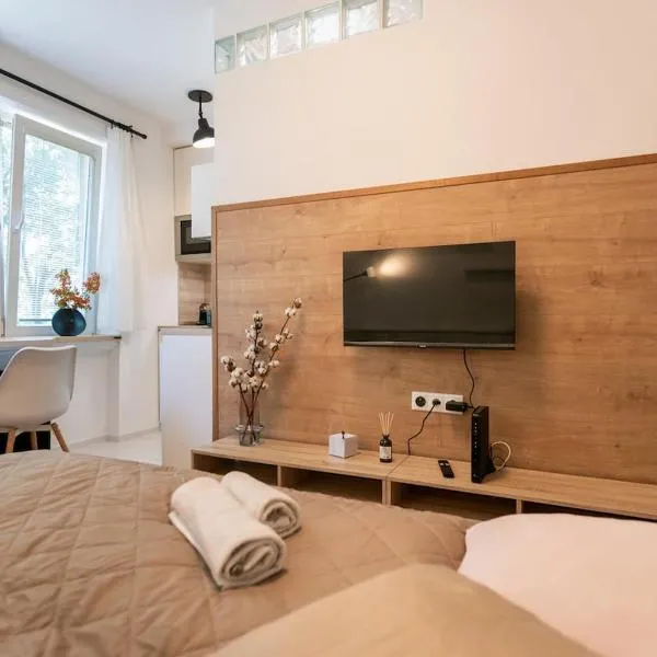NEST Apartment - quiet & cozy near the city centre, hotel i Koliba