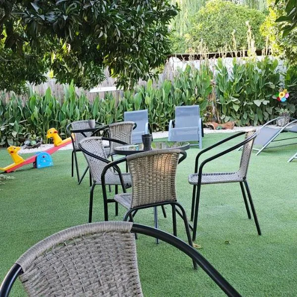 Casa do Chafariz - Rooms，塞卡爾的飯店