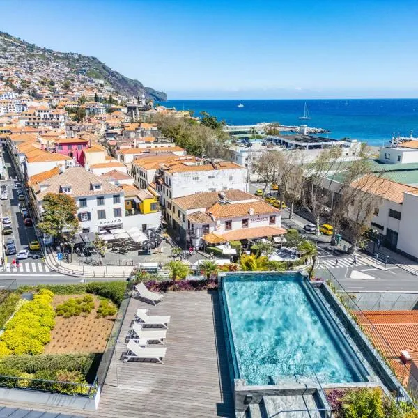 Luxury 5-Star Stay at Savoy Insular, hotel di Funchal