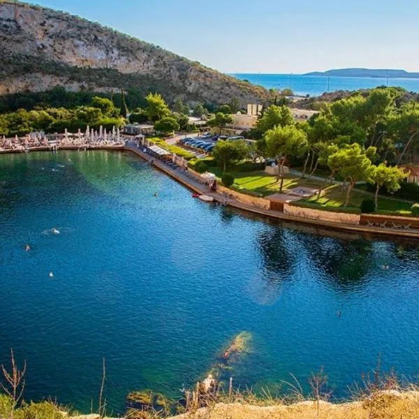Loft apartment by the sea, khách sạn ở Athens