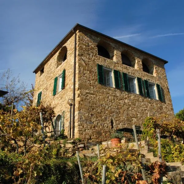 Terre Bianche Appartamenti, hotel en Dolceacqua