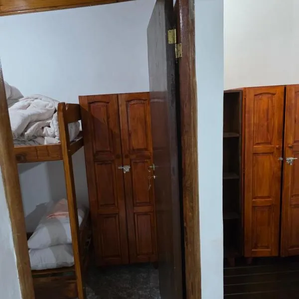 Alojamiento temporario en el centro de Posadas, Misiones, hotel in Posadas