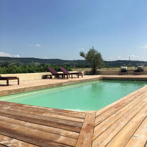 La Datcha Delicatessen, hotel v destinaci Tulette
