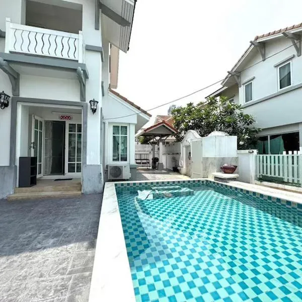 Warisa Garden Pool Villa, khách sạn ở Bãi biển Jomtien