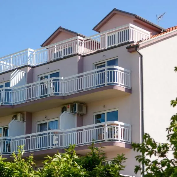 Apartmani MM, hotel in Trogir