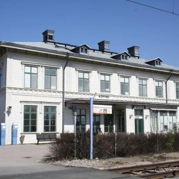 Hotell Lilla Station, hotel in Köping