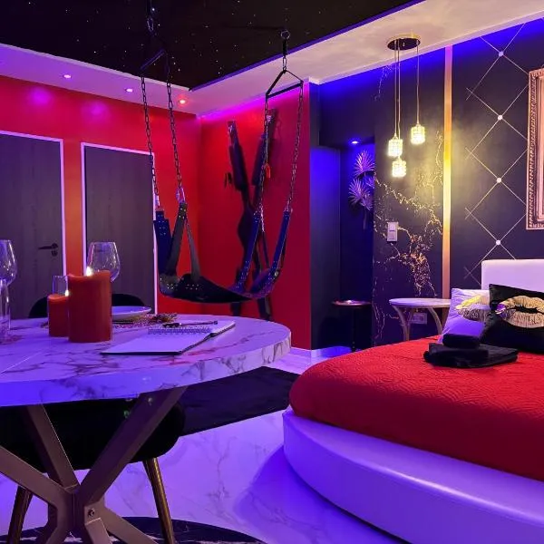 Suite Secrète Love Room, hotel in Callas