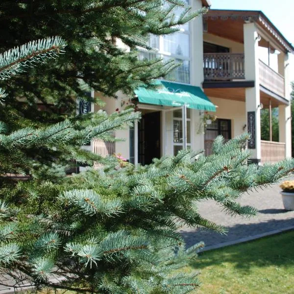 Chalet Zolota Pidkova, khách sạn ở Slavske