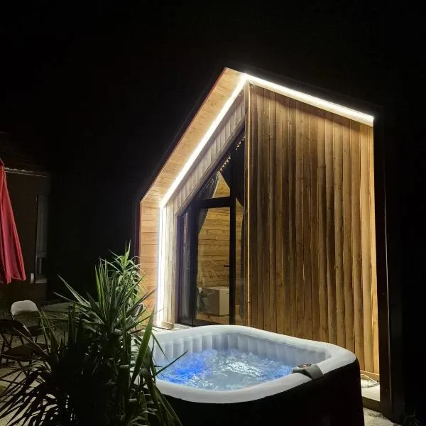 Dalmace Villas, hotel v destinaci Koman