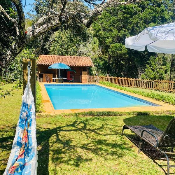 Oásis Serrano com piscina e lareira