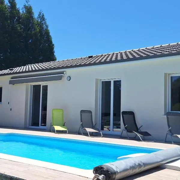 Les Granges De Soulagnieux, hotel em Piégut-Pluviers