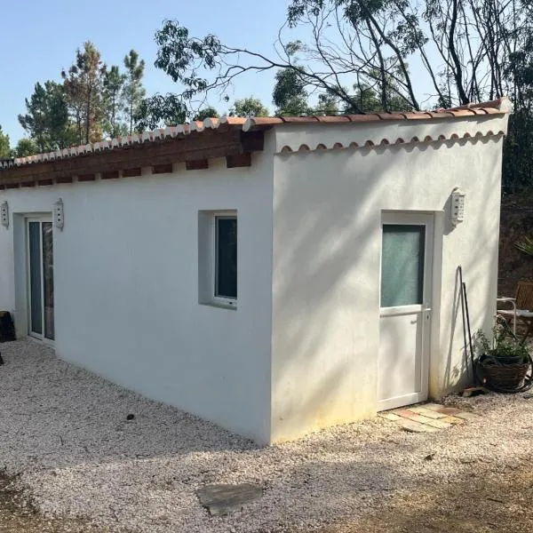 Viesnīca Casinha Ninho da Mãe pilsētā Rogil