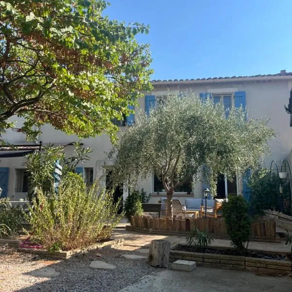 Le colibri bleu, hotel in Argeliers
