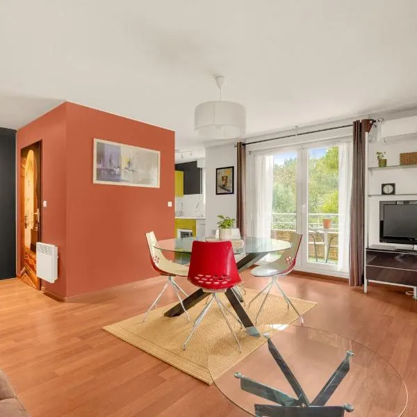 Le Jardin des Muses - T3 climatisé avec terrasse, Piscine et Parking, hotel en Toulouse