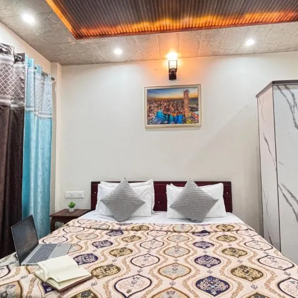 The Peak Explorers Hill Station, hotel in Kasauli