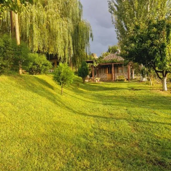 GreenField Resort, hotel in Yeghegnadzor
