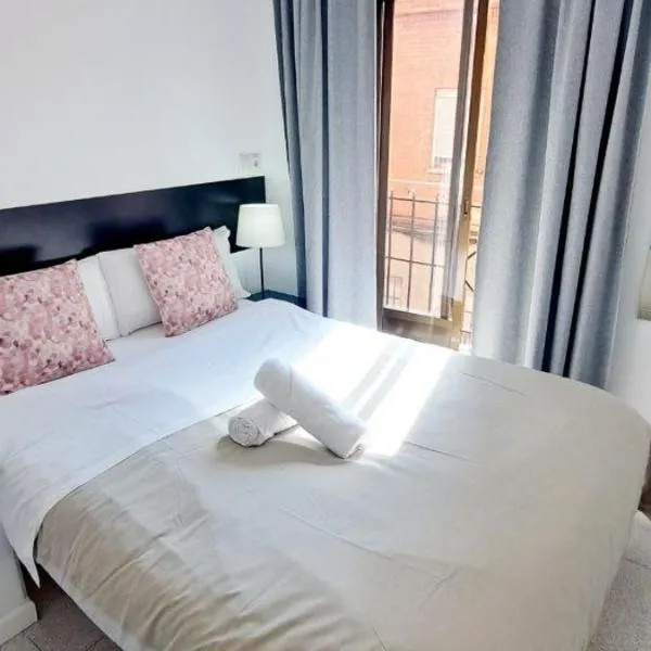 AYZ Sierra de Meira - Auto check-in property, hotel Madridban