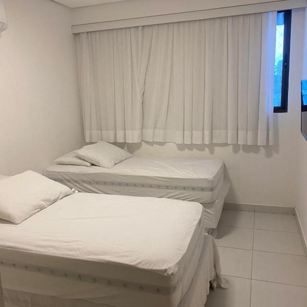 Apto completo com 3 quartos, piscina e academia - Pé na areia, Muro Alto - Foto 2