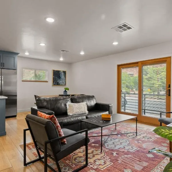 Near Downtown Stylish 2BR With Amazing Patio - 6, готель у місті Моаб