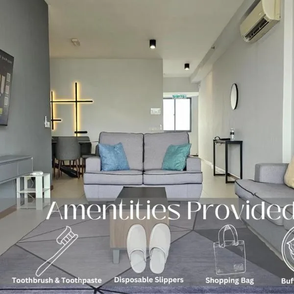 Large Family Seaview Suite 3 Rooms by The Only Bnb, hotel in Tanjong Tokong
