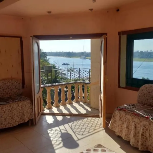 The Best View With Great Location 2 Bedroom Apartment in Luxor, hotel in Luxor