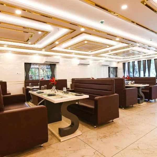 Super Townhouse OAK Sayhallo Sincity, hotel in Bhubaneshwar