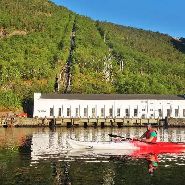 Flørli 4444 Hostel, hotel en Frafjord