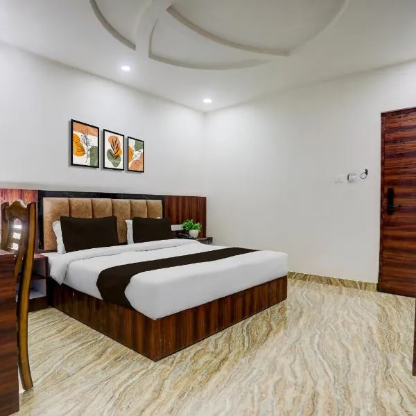 Townhouse Bela Road Varanasi City Railway Station Formerly Srijan Grand, hotel en Varanasi