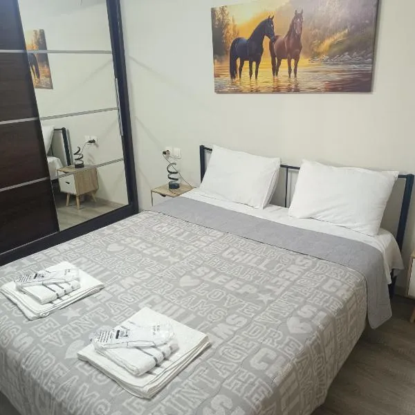 Britshouse, hotel v destinaci Nausa