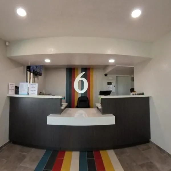 Motel 6-Conroe, TX, hotel in Conroe