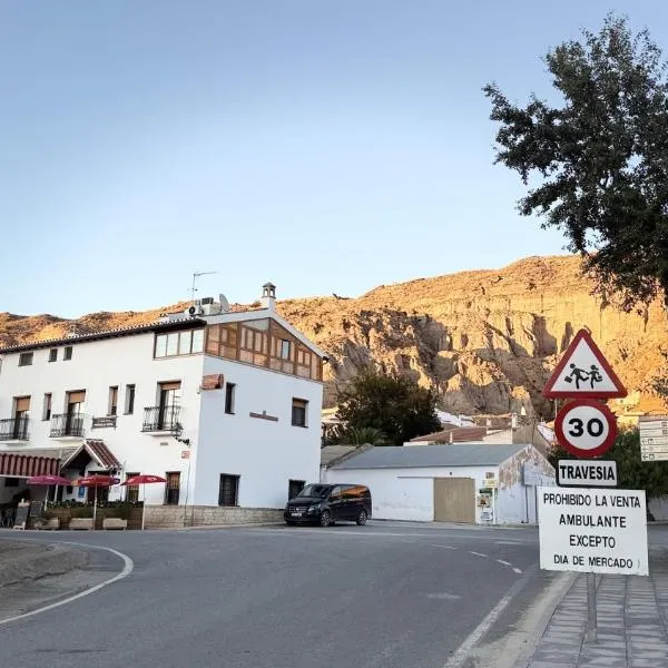 Hotel los guilos、Gorafeのホテル