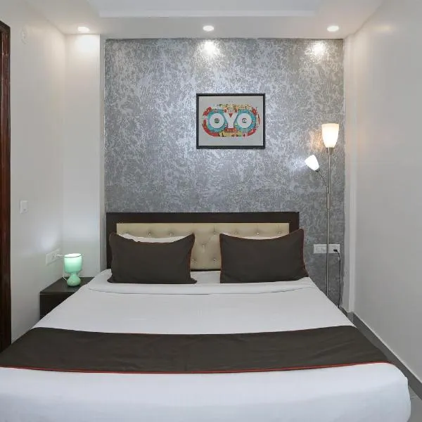 Super Hotel O The Signature Inn, hotel in Indirapuram