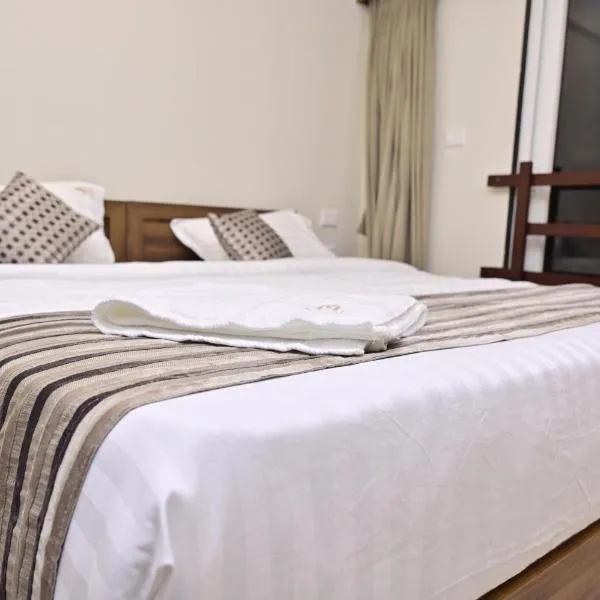 Hotel Noble Nook, 100 Ft Road, Indiranagar photo 2