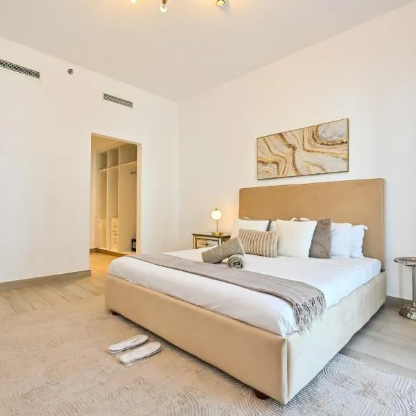 Park Discounts! 2BR on Yas Island near F1 & Mall, ξενοδοχείο σε Yas Island