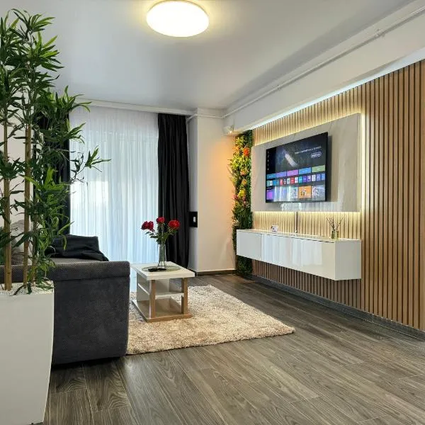 Bucharest Luxury Glam Apartments City Center Area: Bükreş'te bir otel