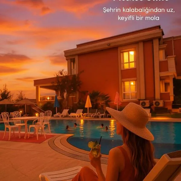 Istanbul Airport Treekos Suite Hotel, hotel in Karaburun