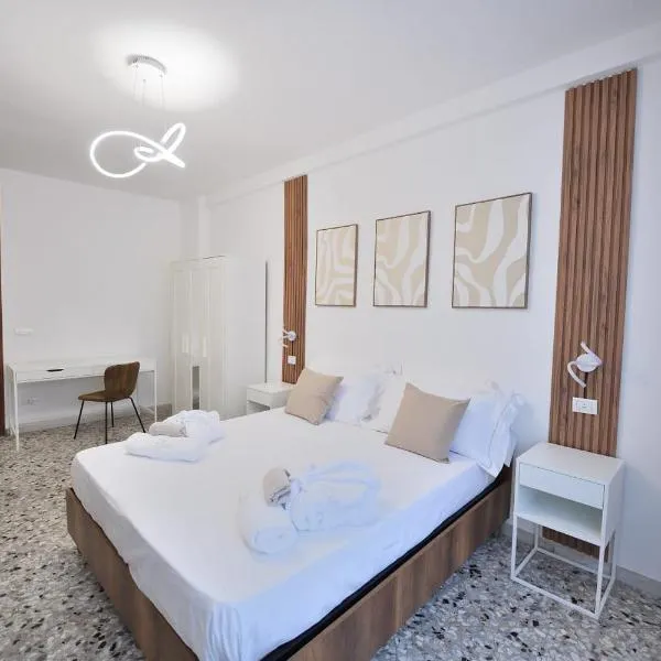 Paradise Rooms Bari, hotel em Bari