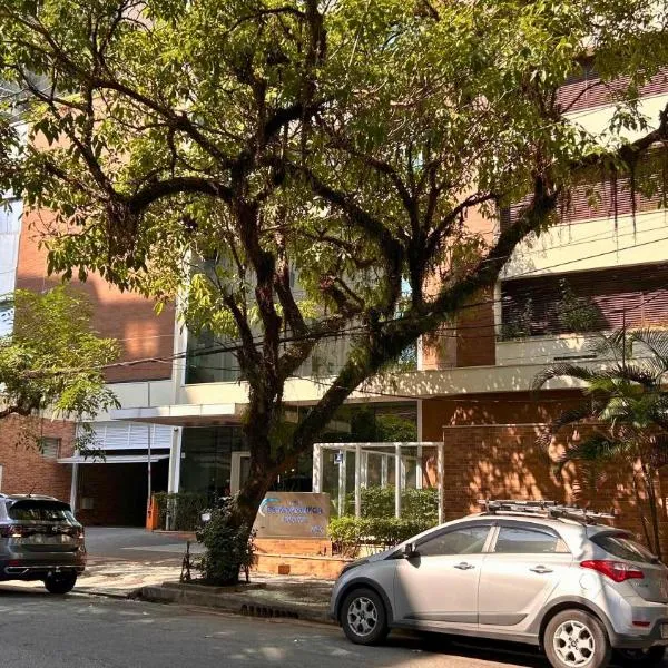 Book Santos Mar, Sol e Conforto no Unique 710 e 810, hotel em Santos