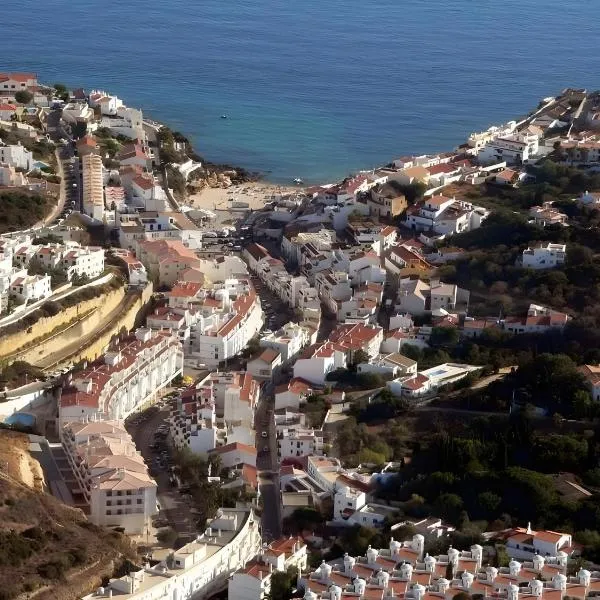Casa Gudrun, hotel in Praia do Carvoeiro