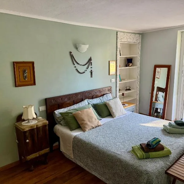 Il Murôn Guest House, hotel in Carentino