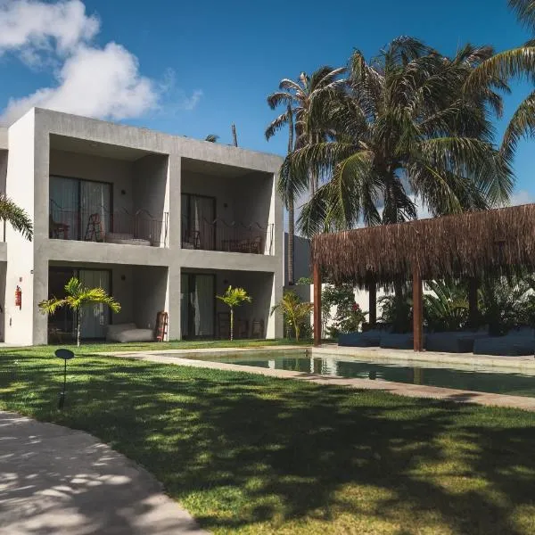 Luau Hotel, hotel in Guajiru