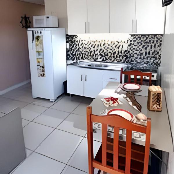 Apartamento térreo climatizado próximo a praia