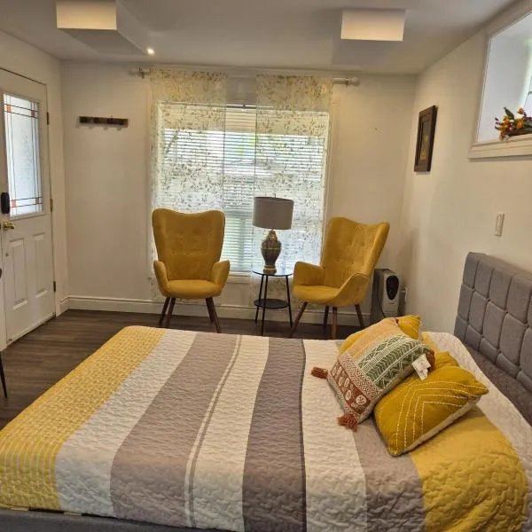 Nimo Homestay , Compact Studio Apartment Guelph, hotel em Guelph