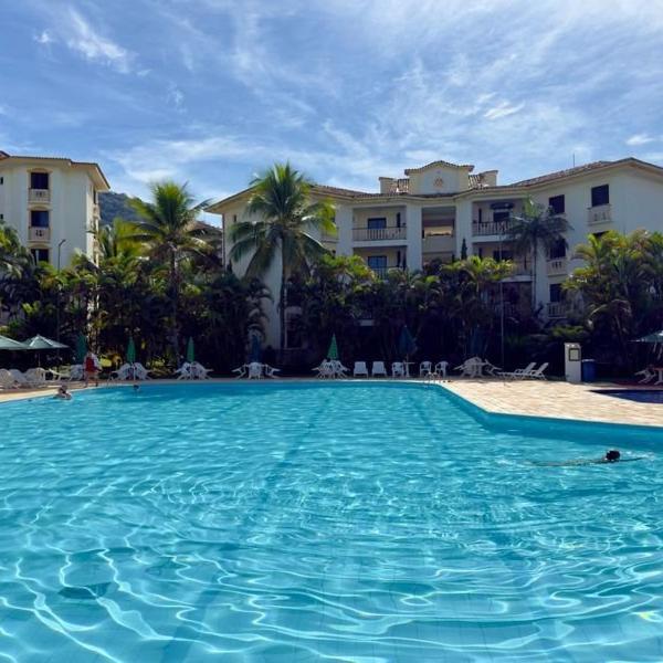 Ap Família Toninhas c/ Piscina a 150m da praia