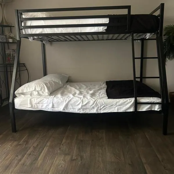 Cozy hostel for individuals