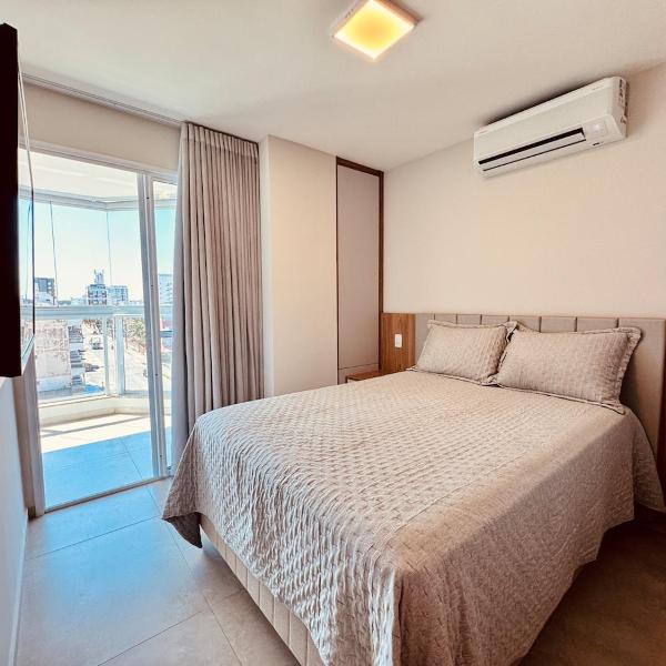 Apartamento com suíte e 2 vagas de garagem - Foto 2