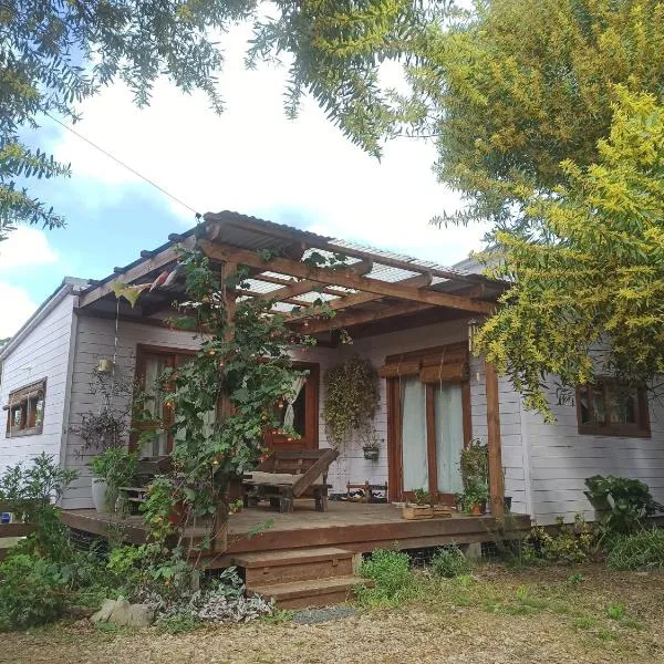 Bilú, hotel v mestu La Pedrera