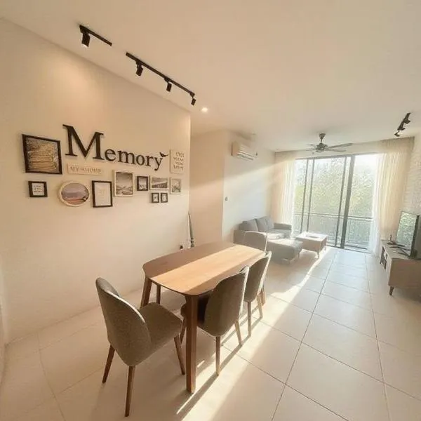 Chic & Cozy homestay at Galacity Kuching, hotel in Kuching