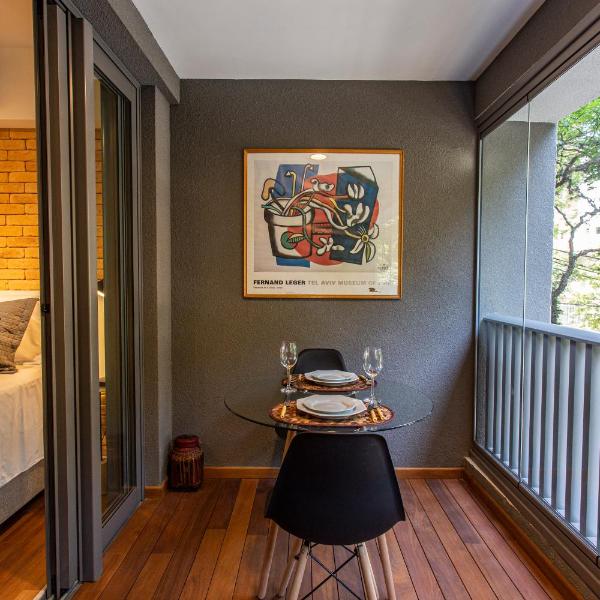 BHaus Vila Madalena HUB - Studio Deluxe com Varanda - Cama Queen - 3o andar - Próximo ao Metrô - Academia - Lavanderia - Foto 2